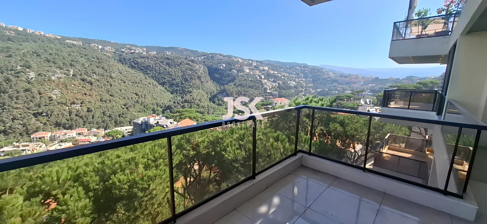 Apartment for Sale in Baabdat - 3 bed, 3 bath