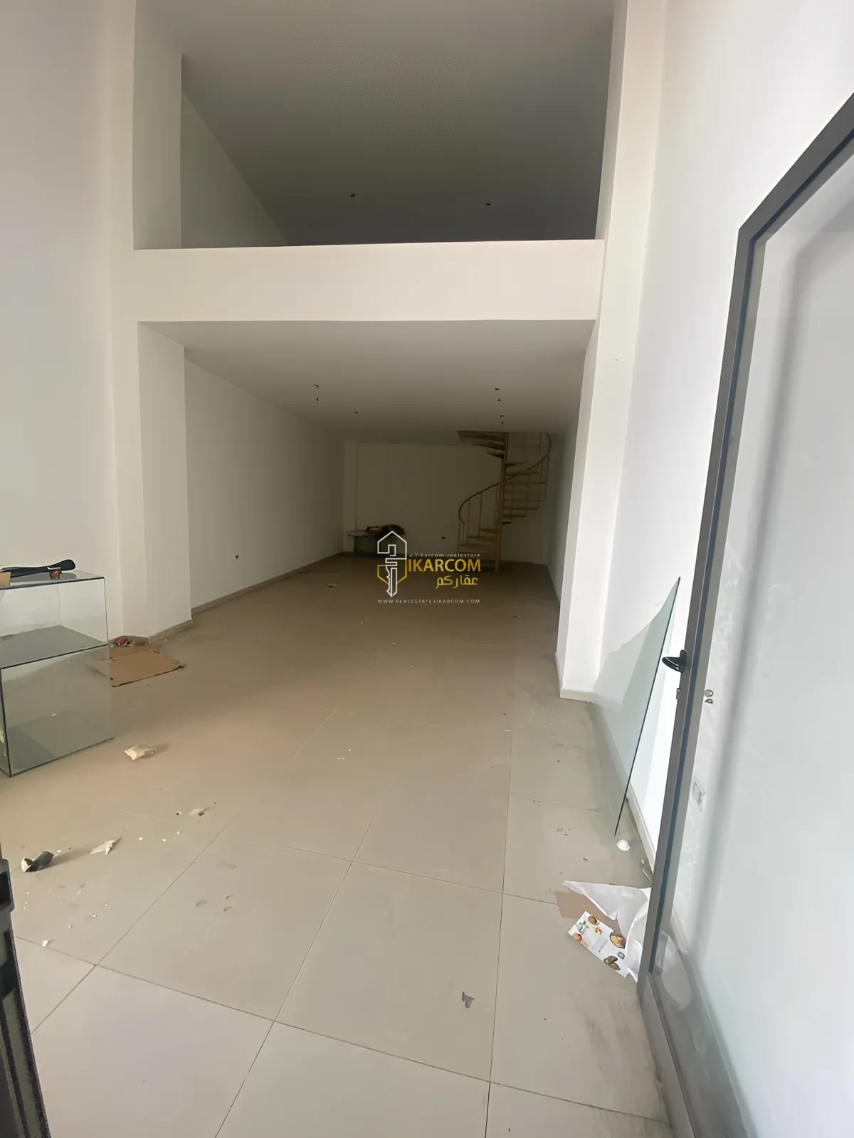 Shop for sale in Hazmieh