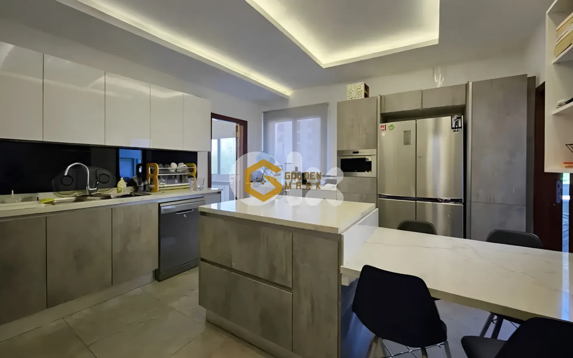 Apartment for Sale in Ballouneh