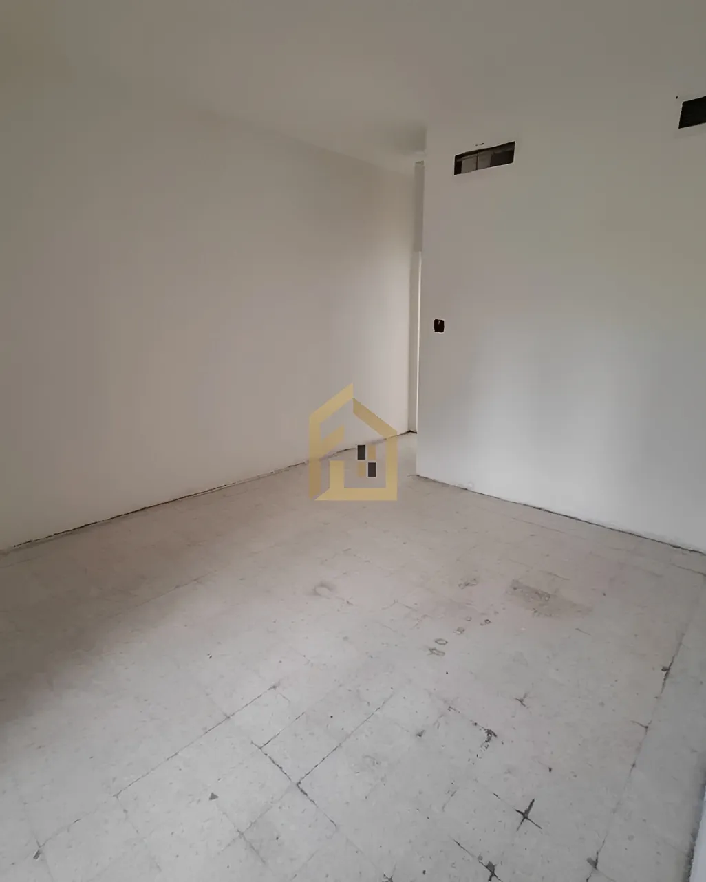 Office for sale in Baouchriyeh, Lebanon