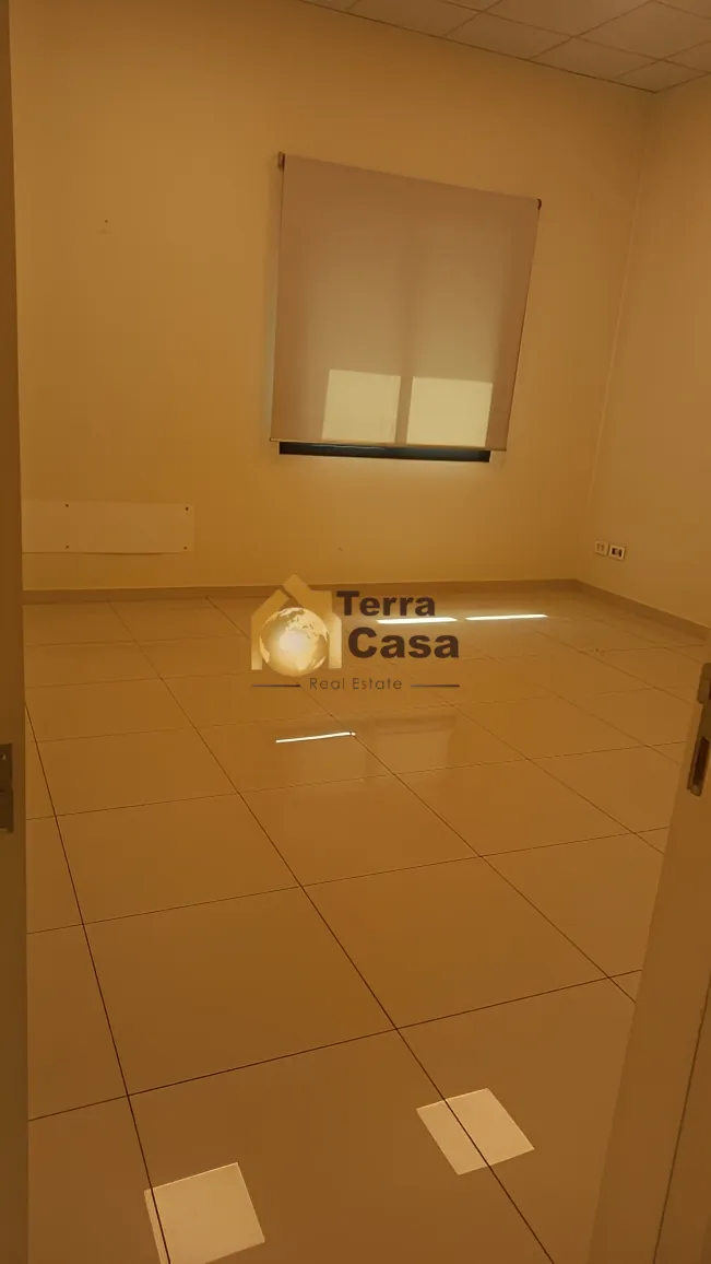 Commercial for rent in El Metn, Lebanon