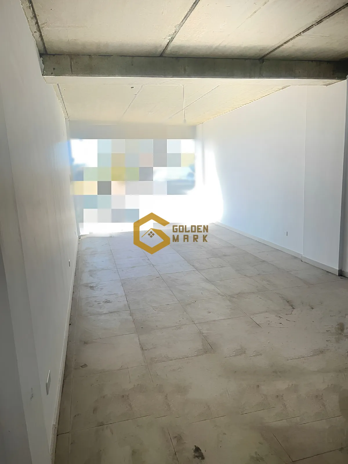 Shop for sale in Amchit