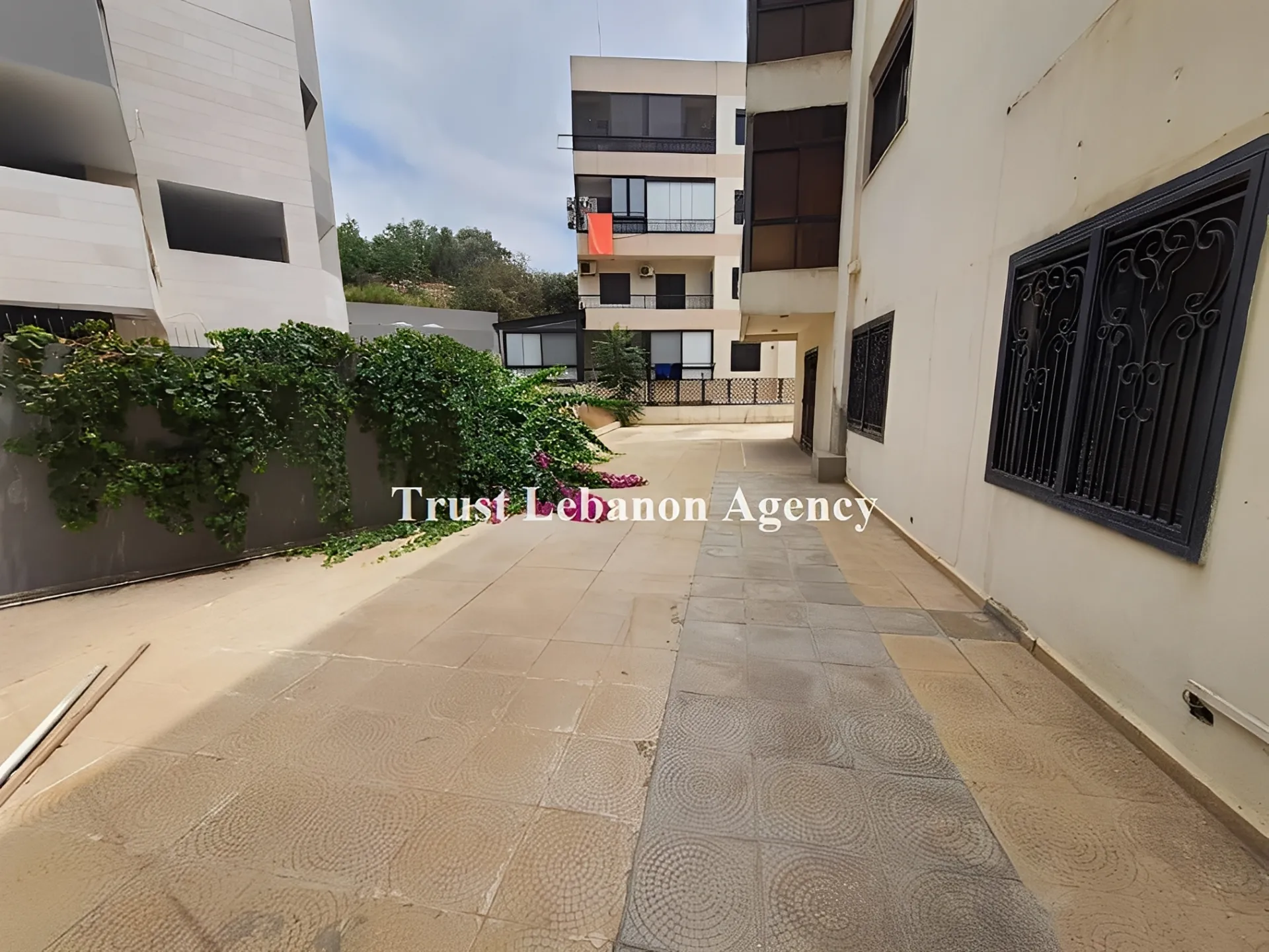 Apartment for Sale in Metn Mansourieh Lebanon
