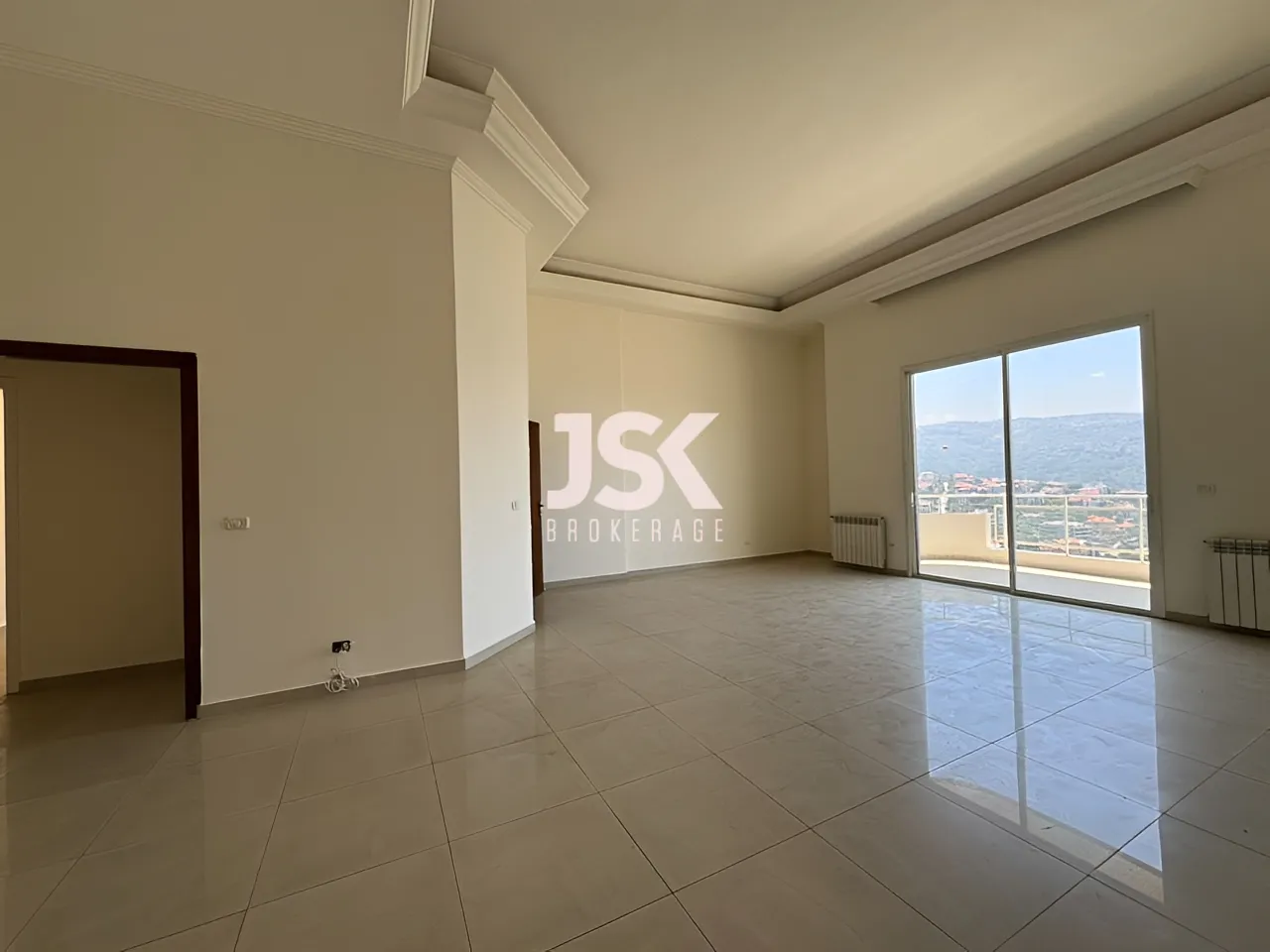Apartment for Sale in Beit Meri - 3 bed