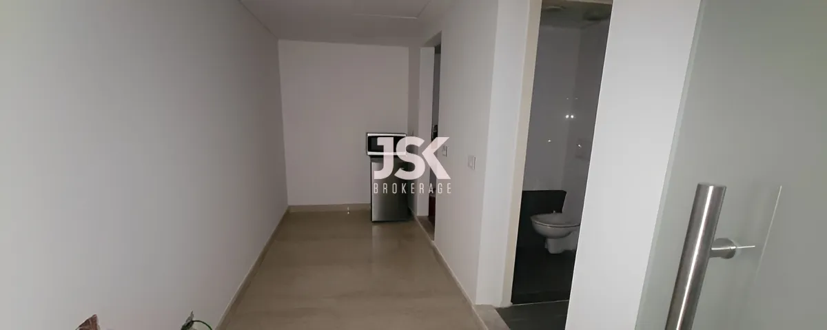 Office for Sale in Kaslik