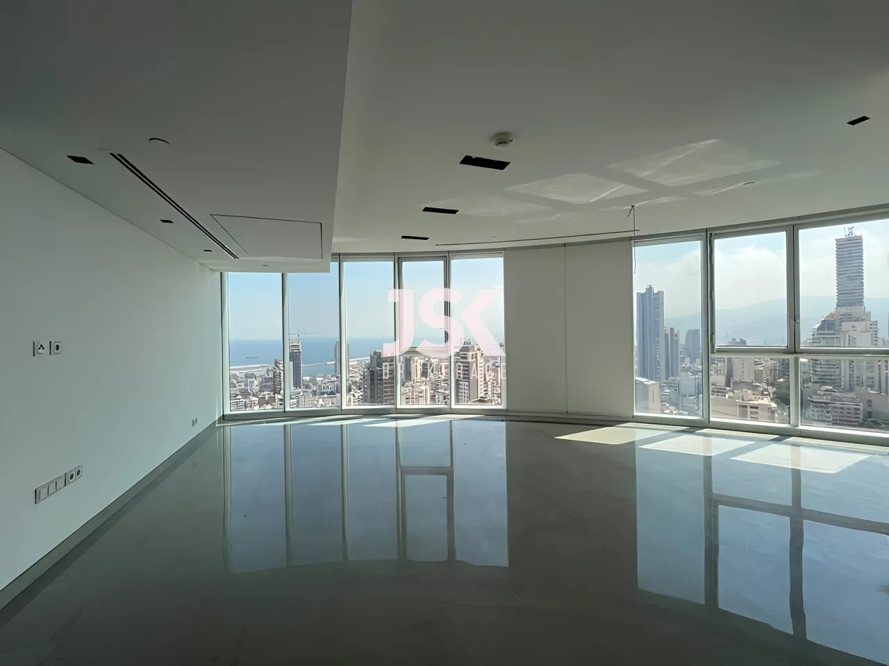 Apartment for Rent in Achrafieh - 4 bed, 5 bath