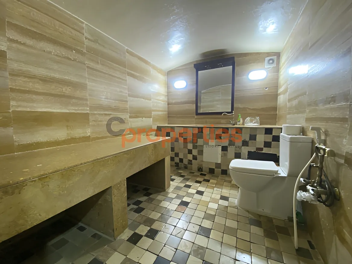 Office for Rent in Zalqa