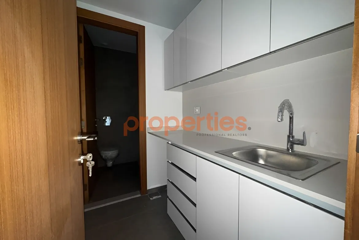 Office for Rent in Horch Tabet