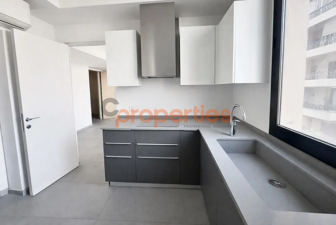 Apartment for Sale in Achrafieh - 3 bed, 2 bath