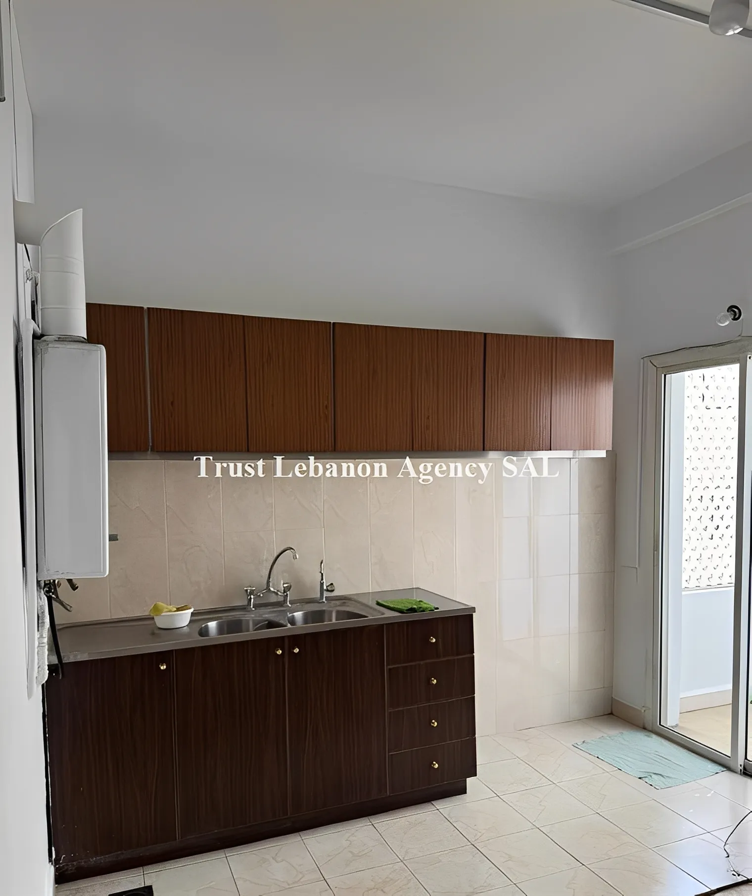 Office For Rent in Metn, Sin El Fil