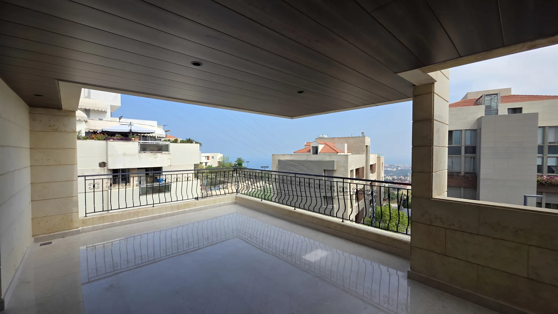 Apartment for Sale in Mtaileb