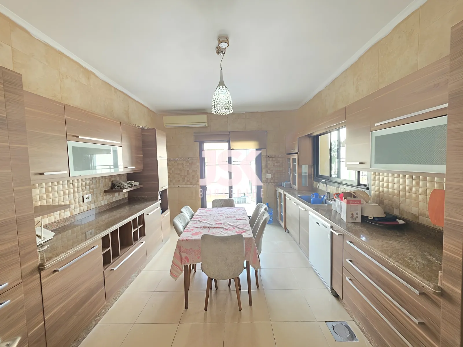 Apartment for Rent in Rihaniyeh