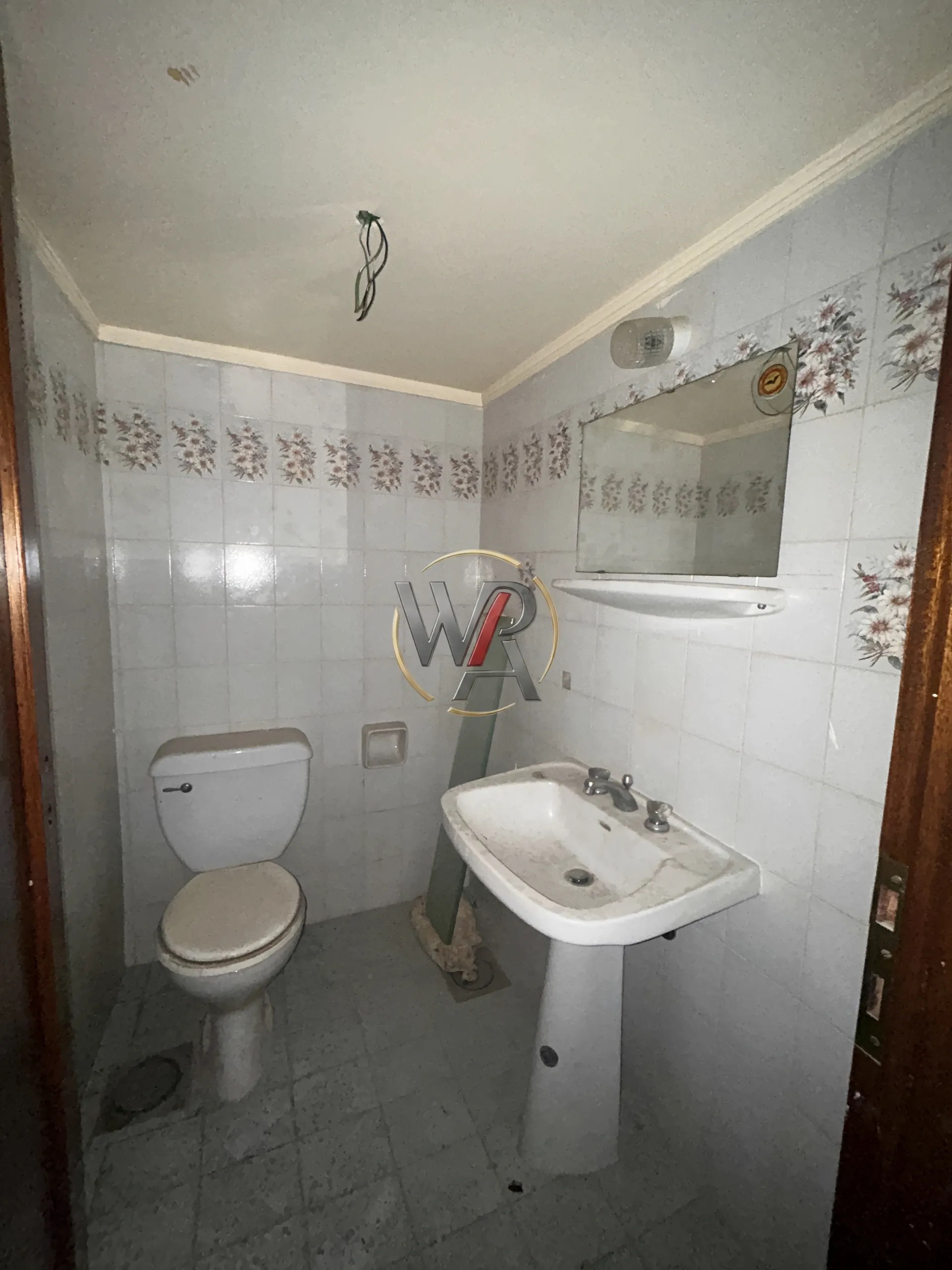 Apartment for sale in Tamish bldg، beirut, lebanon - 3 bed, 2.0 bath