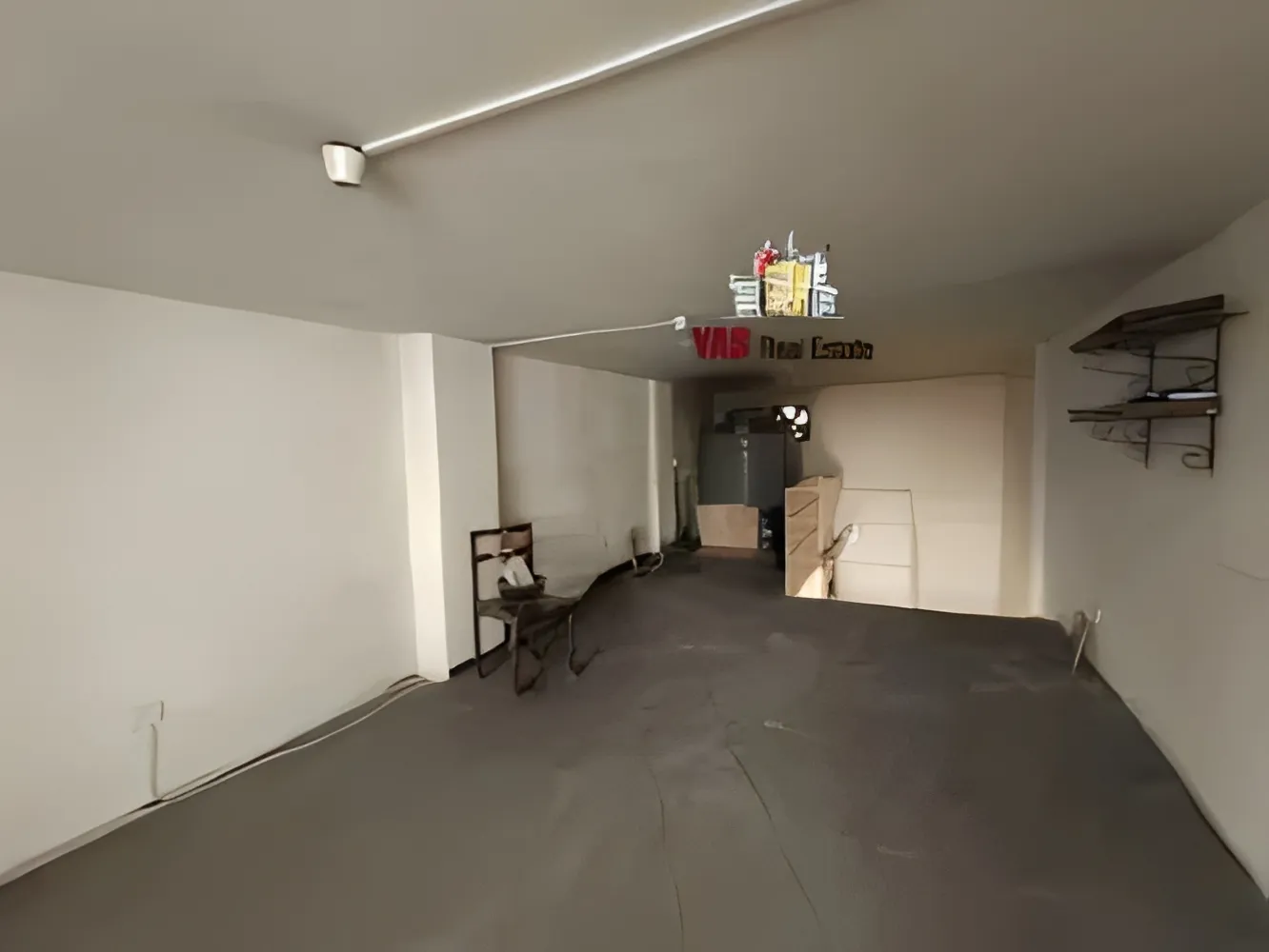 Shop for Sale in Ain El Remmaneh