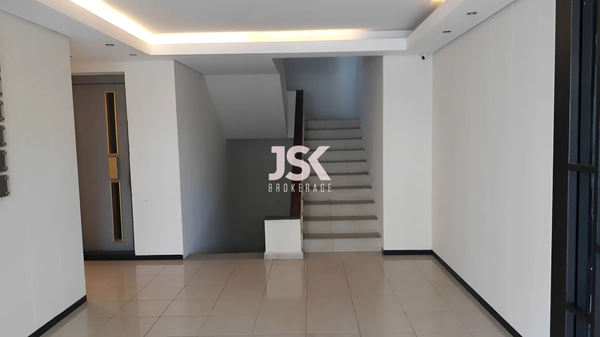 Office for Rent in Jdeideh