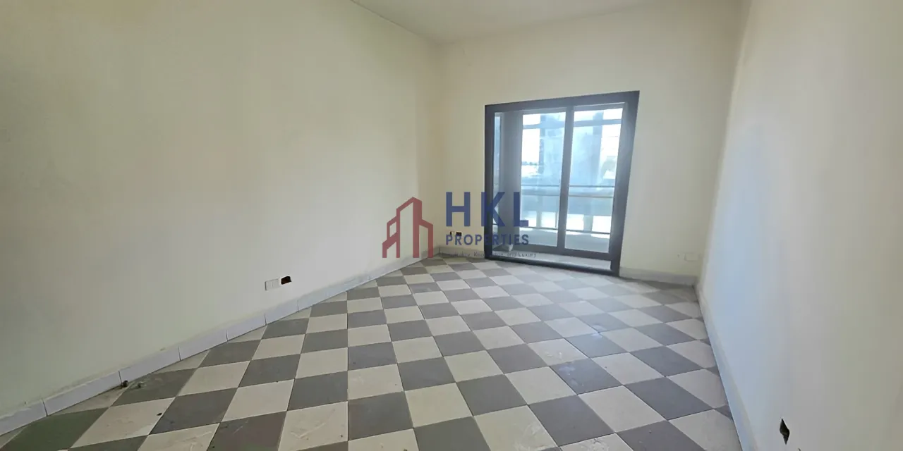 Office for sale in Sin El Fil