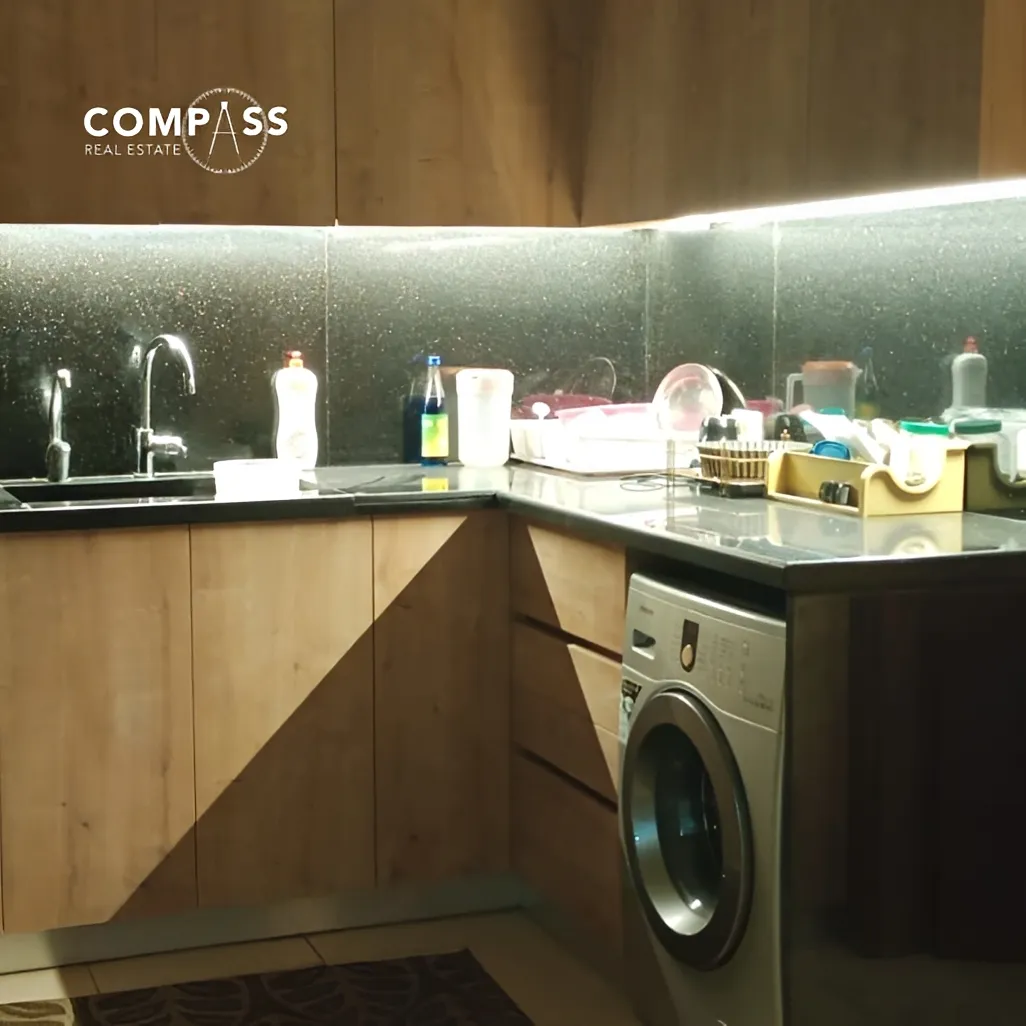 Apartment for rent in Achrafieh, Beirut, Lebanon - 3 bed, 4 bath