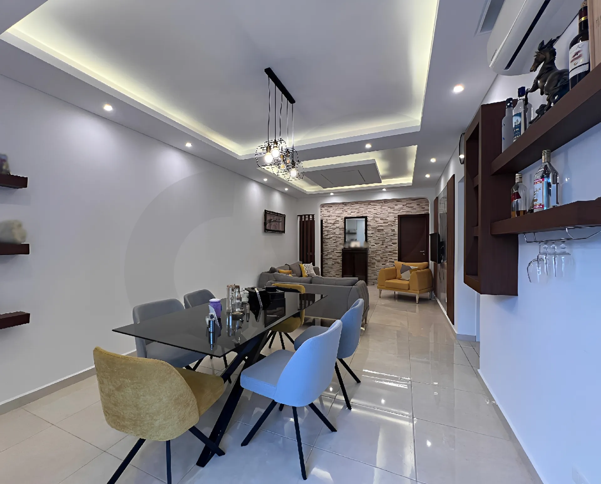 Building for Rent in Bsalim
