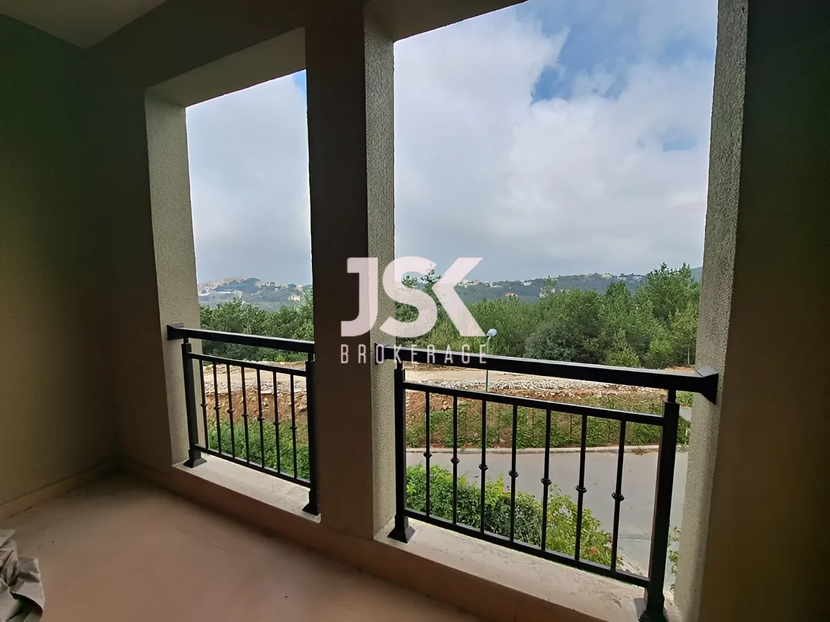 Apartment for Sale in Aatchane, Lebanon