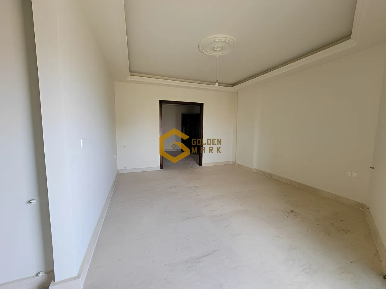 Apartment for Sale in Ballouneh