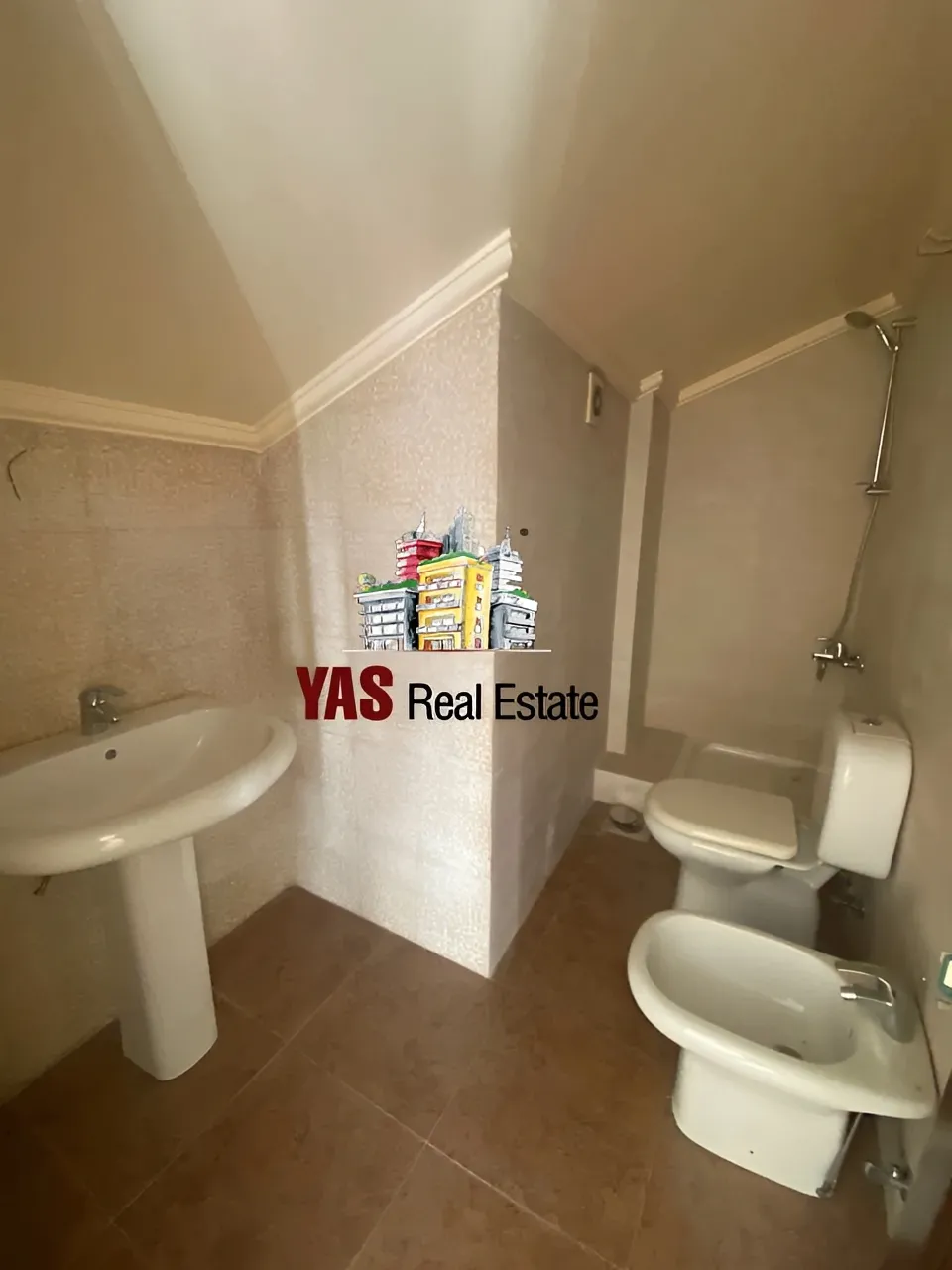 Apartment for Sale in Halat