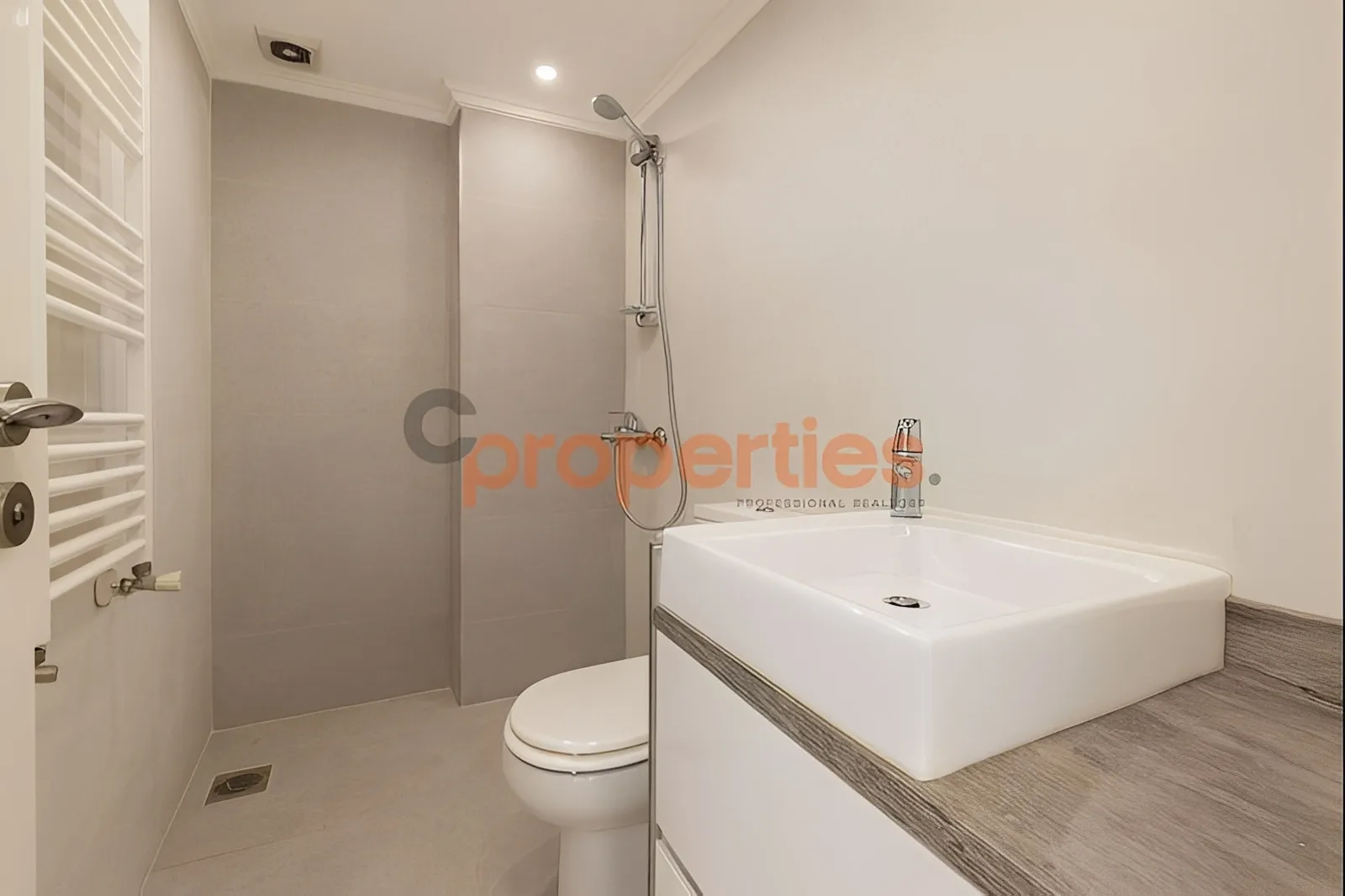 Apartment for Rent in Ain Saadeh