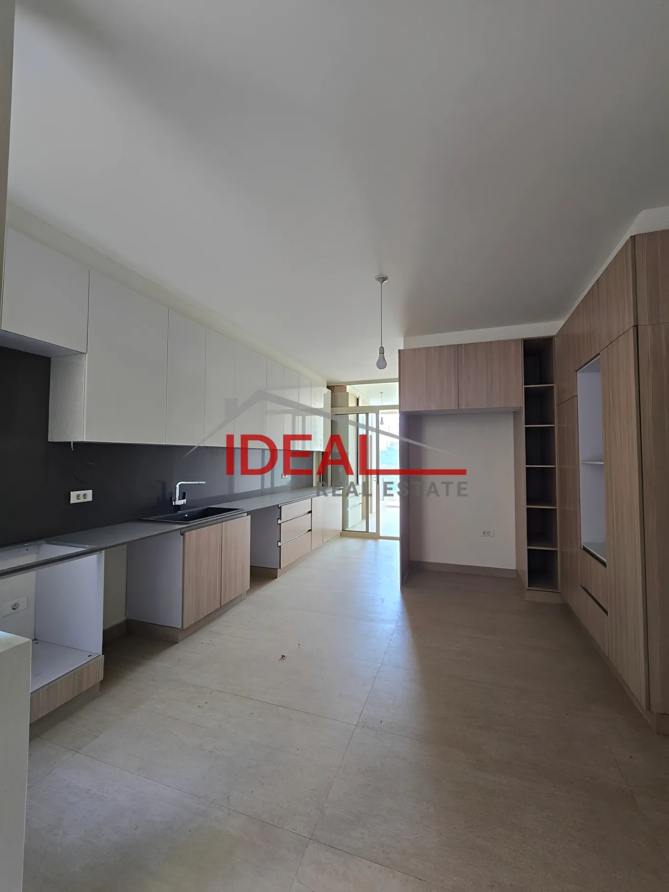 Apartment for sale in Mar Takla, Hazmieh - 3 bed, 5 bath
