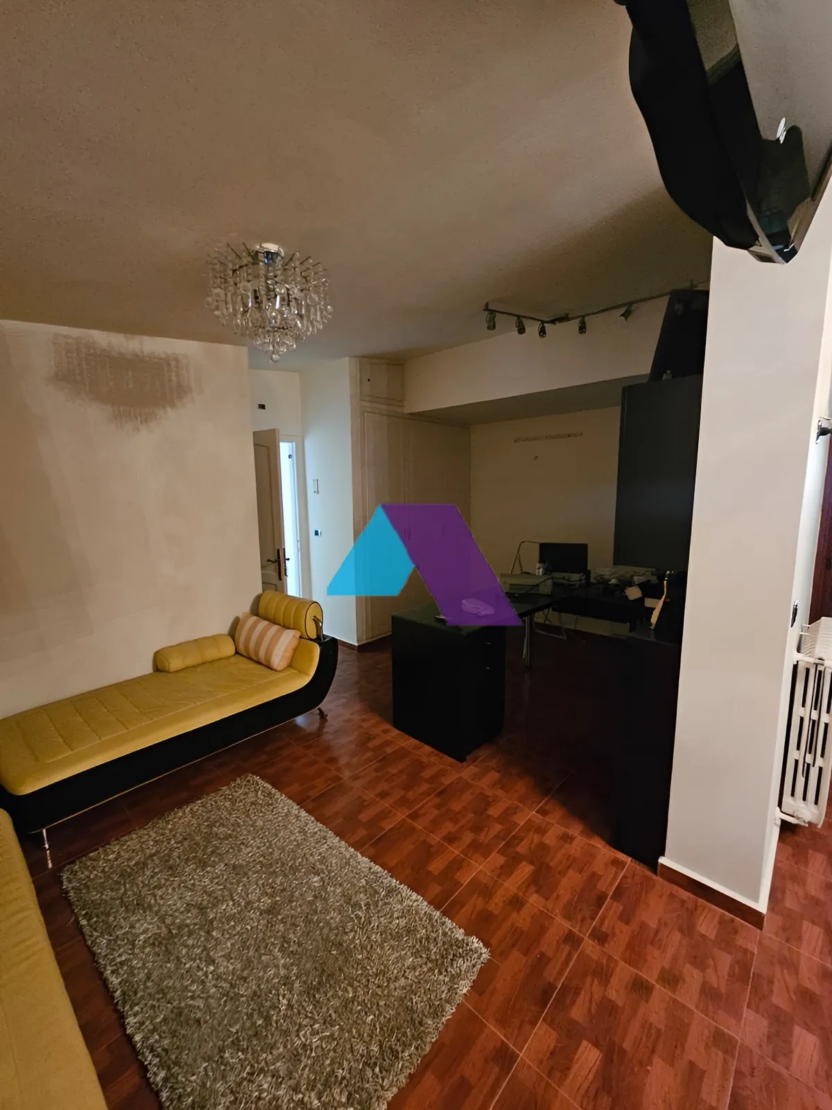 Apartment for Sale in Ballouneh