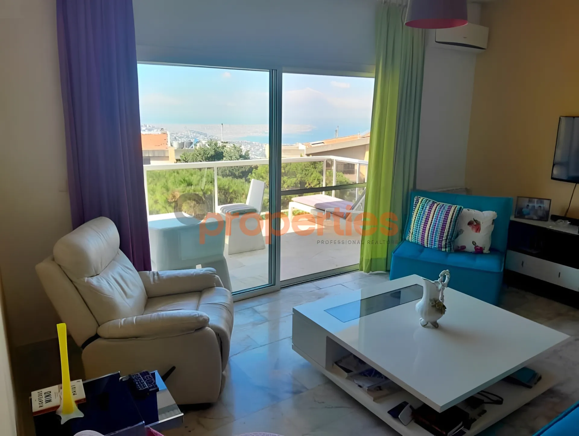 Apartment for Rent in Ballouneh
