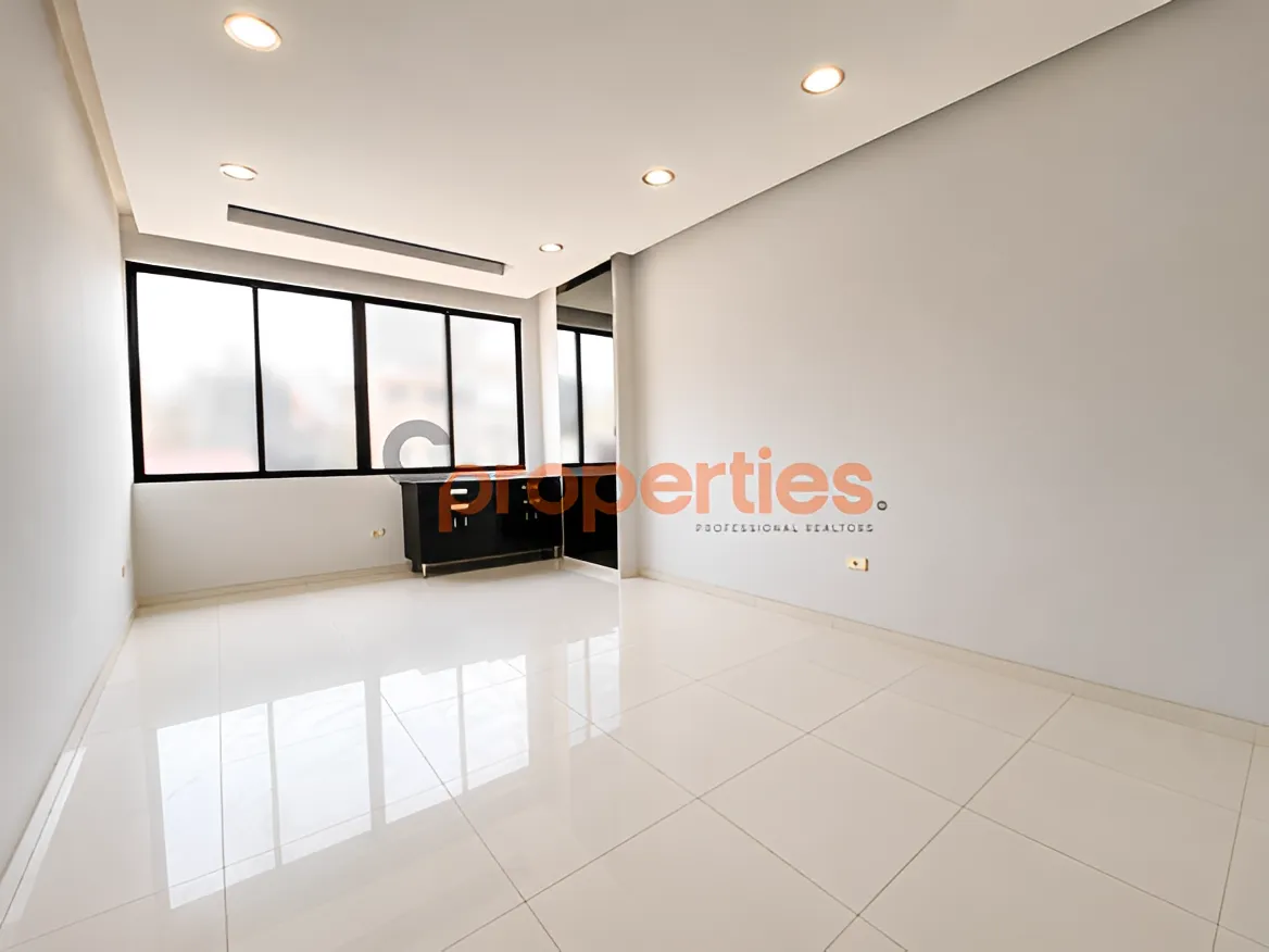 Office for Rent in Zalqa