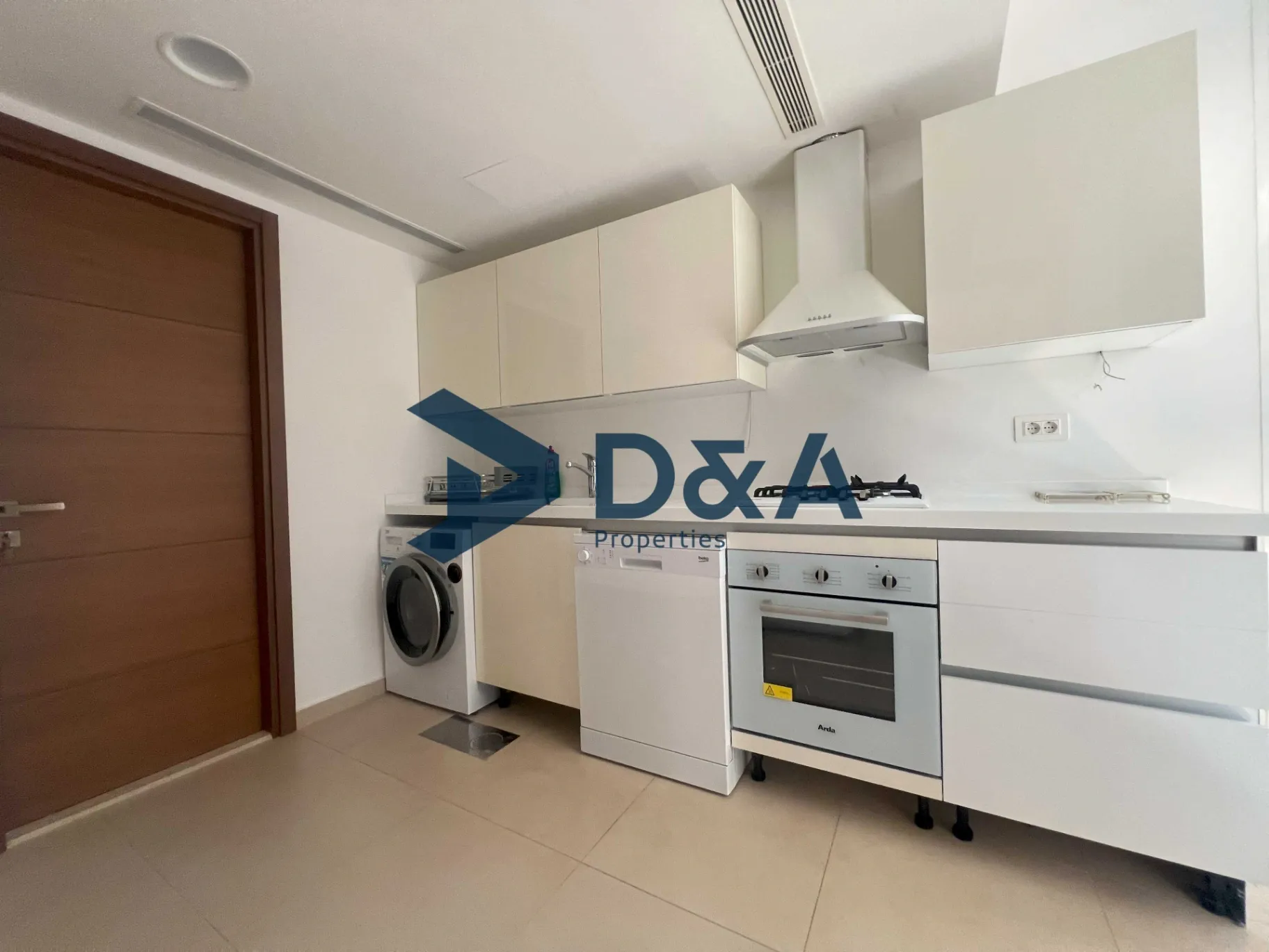 Apartment for rent in Achrafieh, Beirut, Lebanon - 2 bed, 4 bath