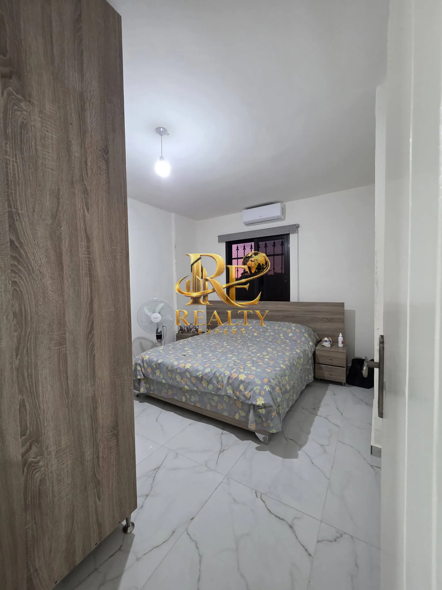 شقة for sale in عرمون، لبنان