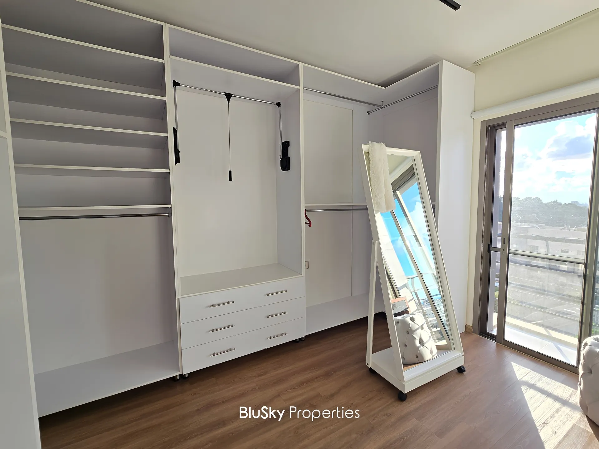 Apartment for rent in Fanar