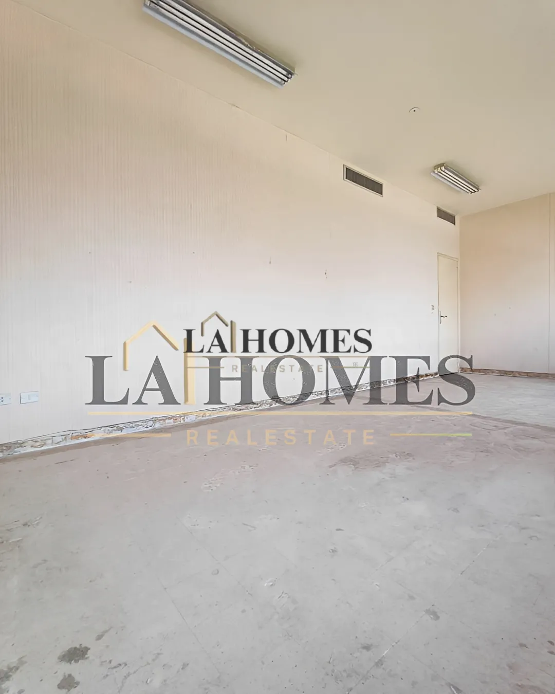 Shop for rent in Badaro