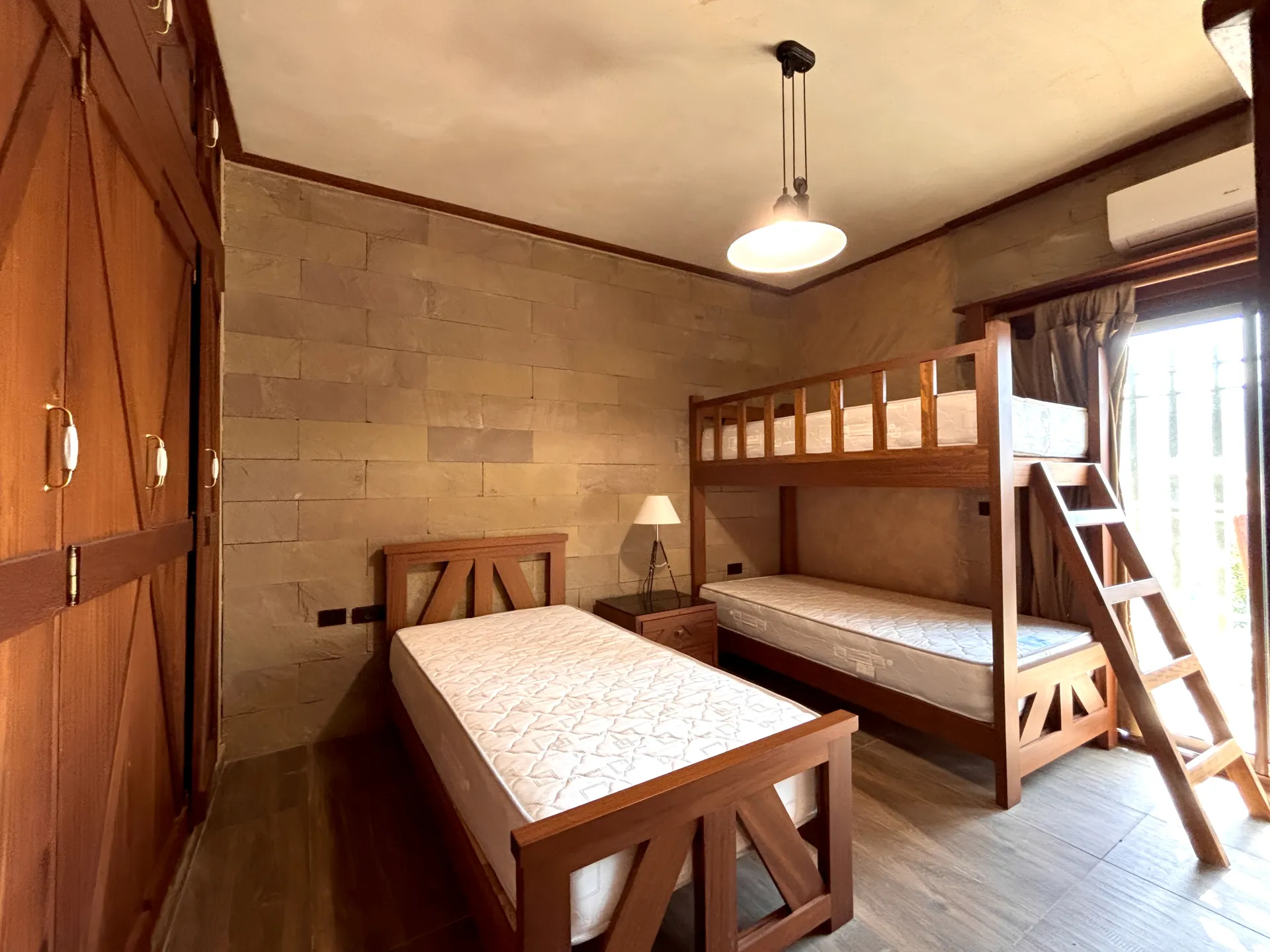 Apartment for rent in Oyoun, Broummana, Lebanon