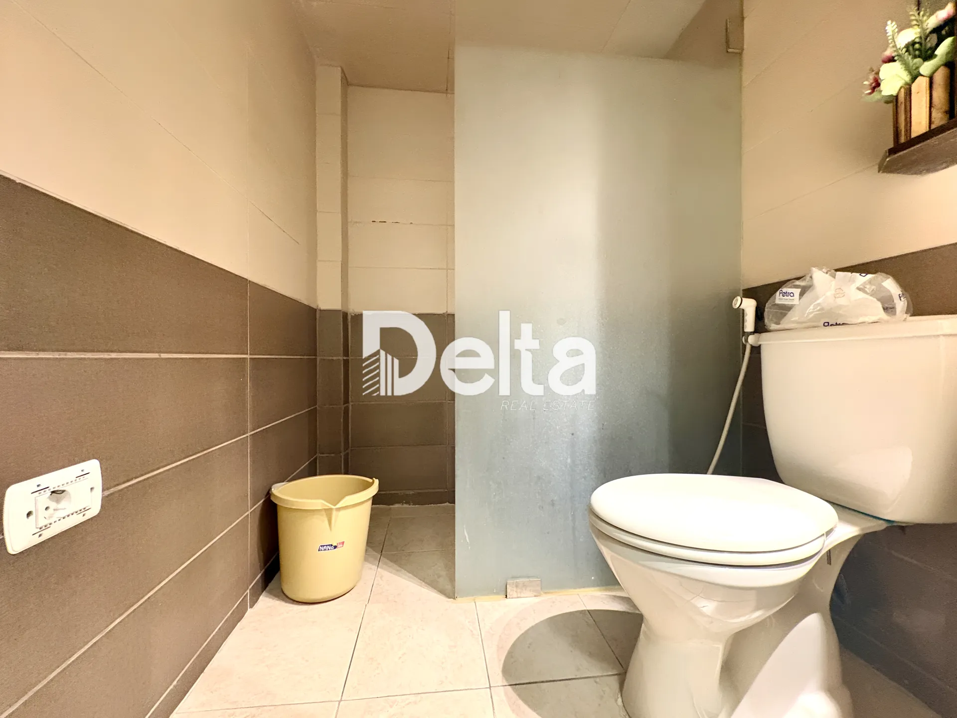 Apartment for rent in Ras Al Naba'a