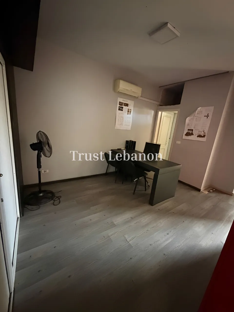 Office for rent in Hadath