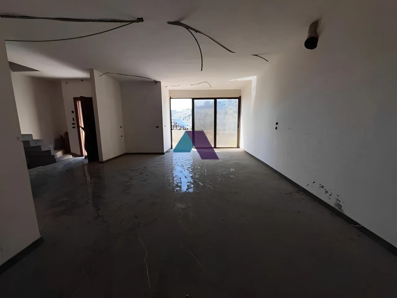 Villa for Sale in Jamhour, Lebanon - 3 bed, 4 bath