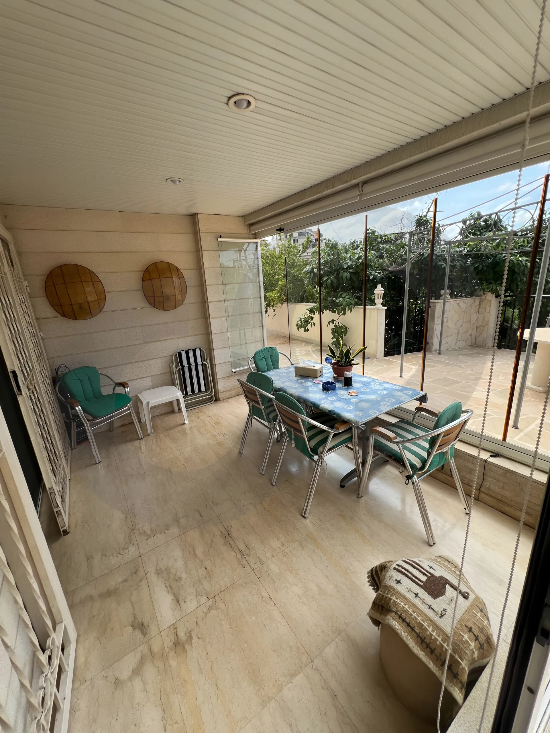 Building for Sale in Fanar