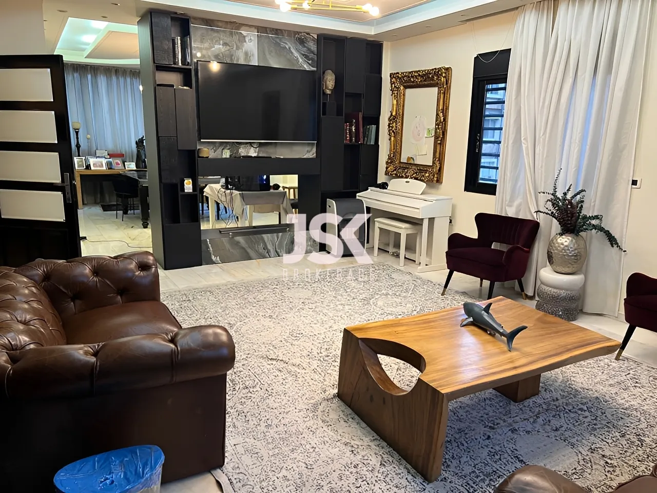 Apartment for Sale in Forn El Chebbak