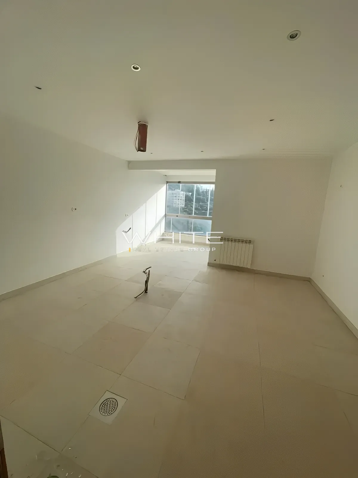 Apartment for Sale in Baabda - 4 bed, 4 bath