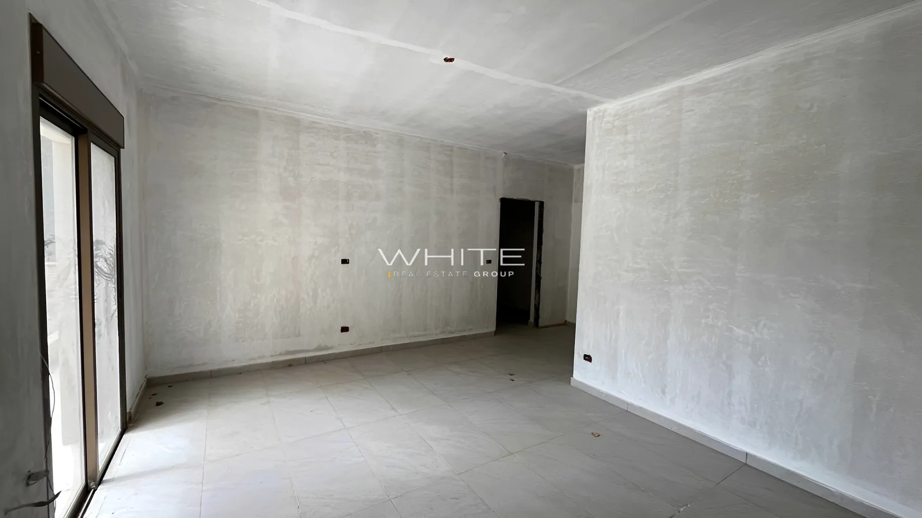 Apartment for sale in Cornet Chahwan, Lebanon - 3 bed, 4 bath
