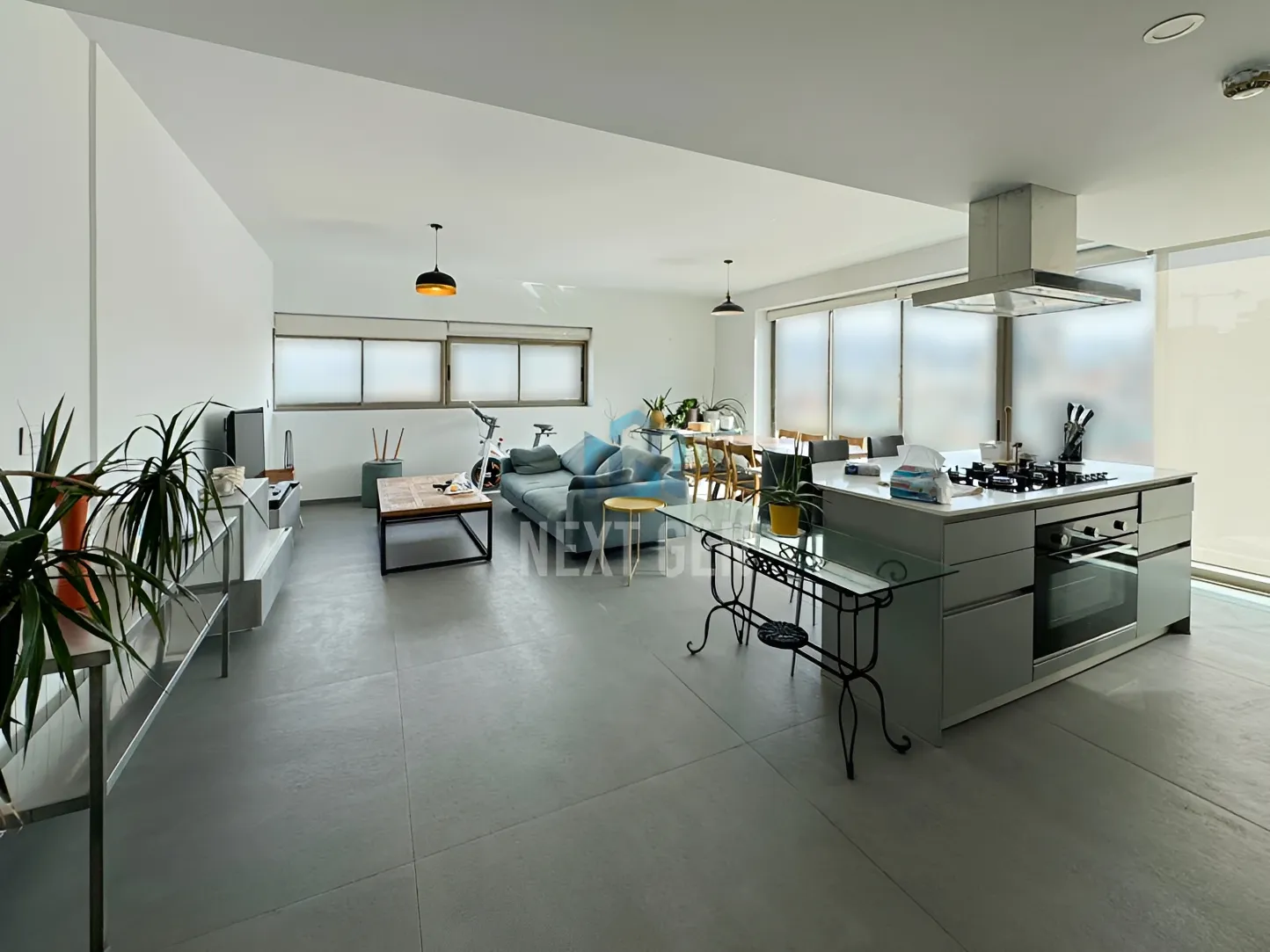 Apartment for rent in Achrafieh, Beirut, Lebanon - 2 bed, 3 bath