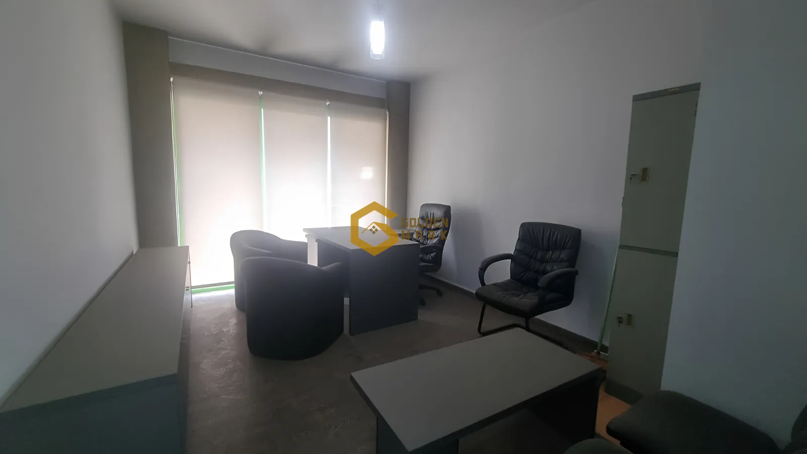 Office for rent in Mazraat Yachoua