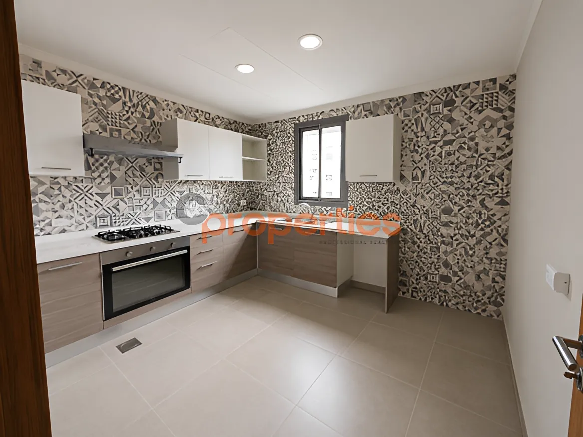 Apartment for Rent in Remeil - 3 bed, 4 bath