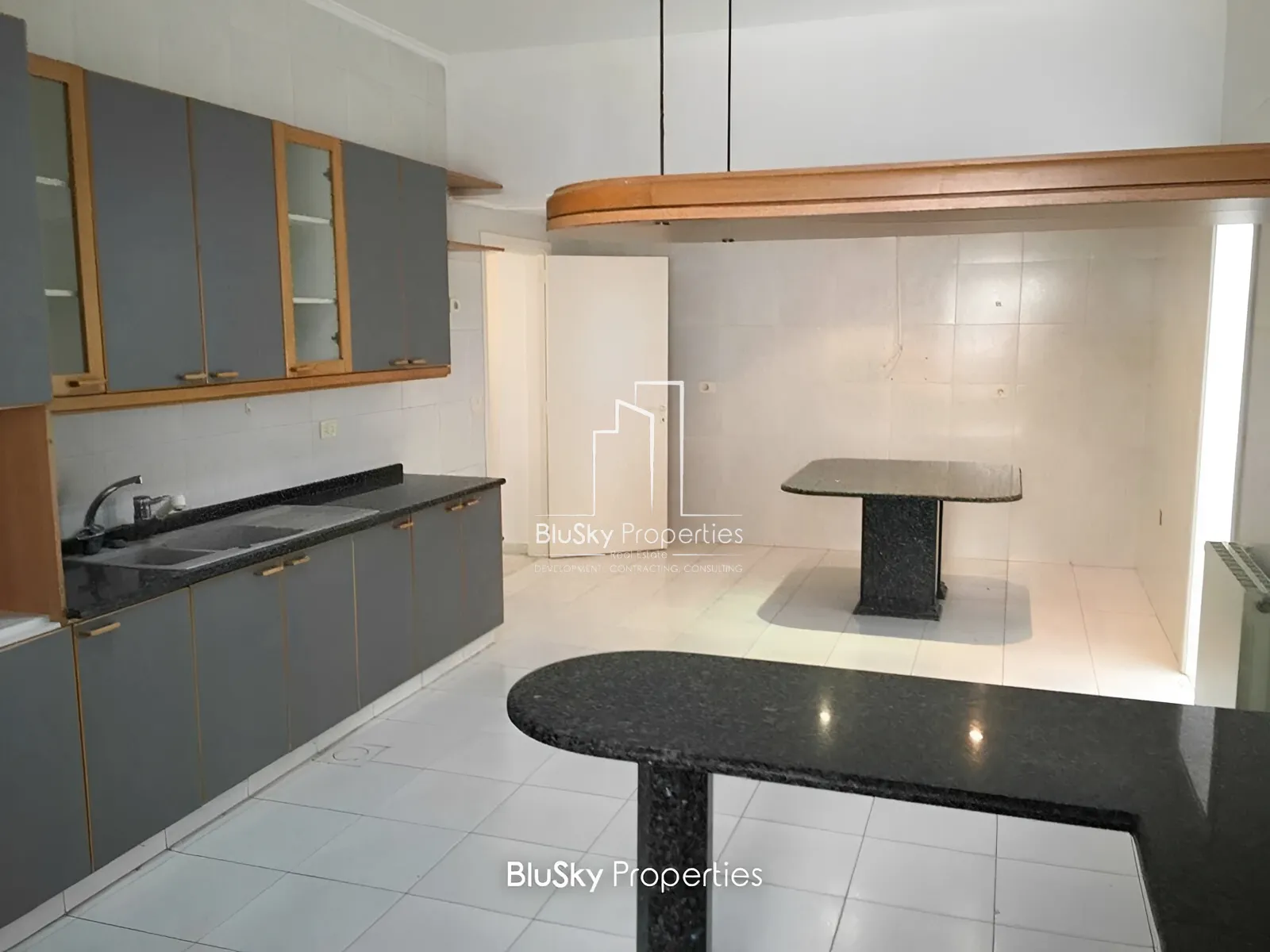 Apartment for Sale in Adma
