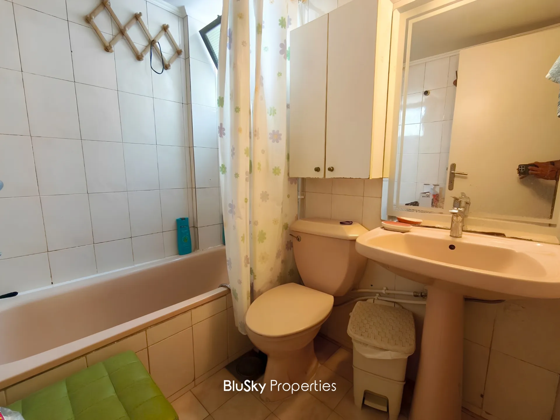 Apartment for sale in Dekwaneh, lebanon