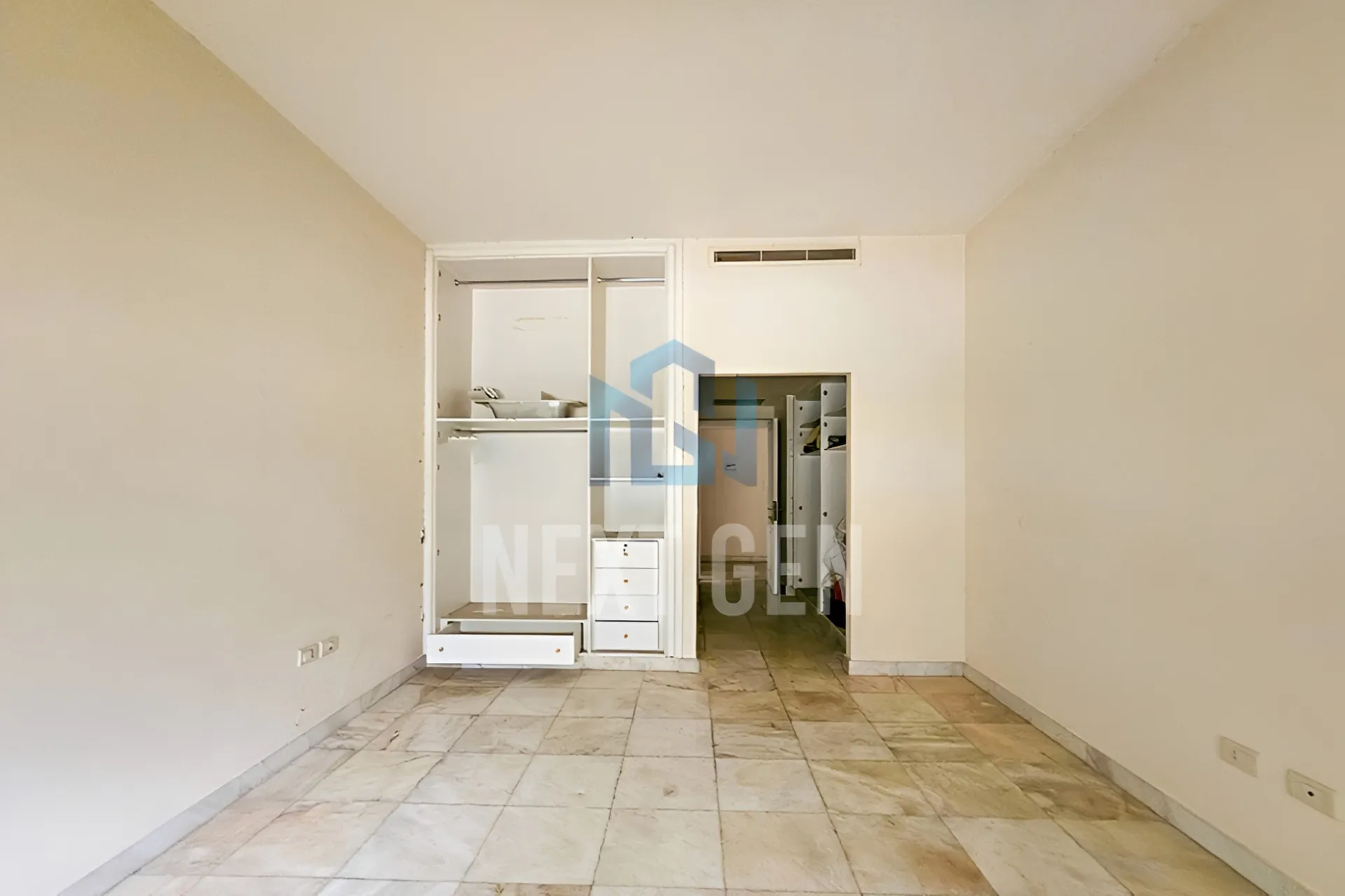 Apartment for sale in Ain El Tineh, Beirut, Lebanon