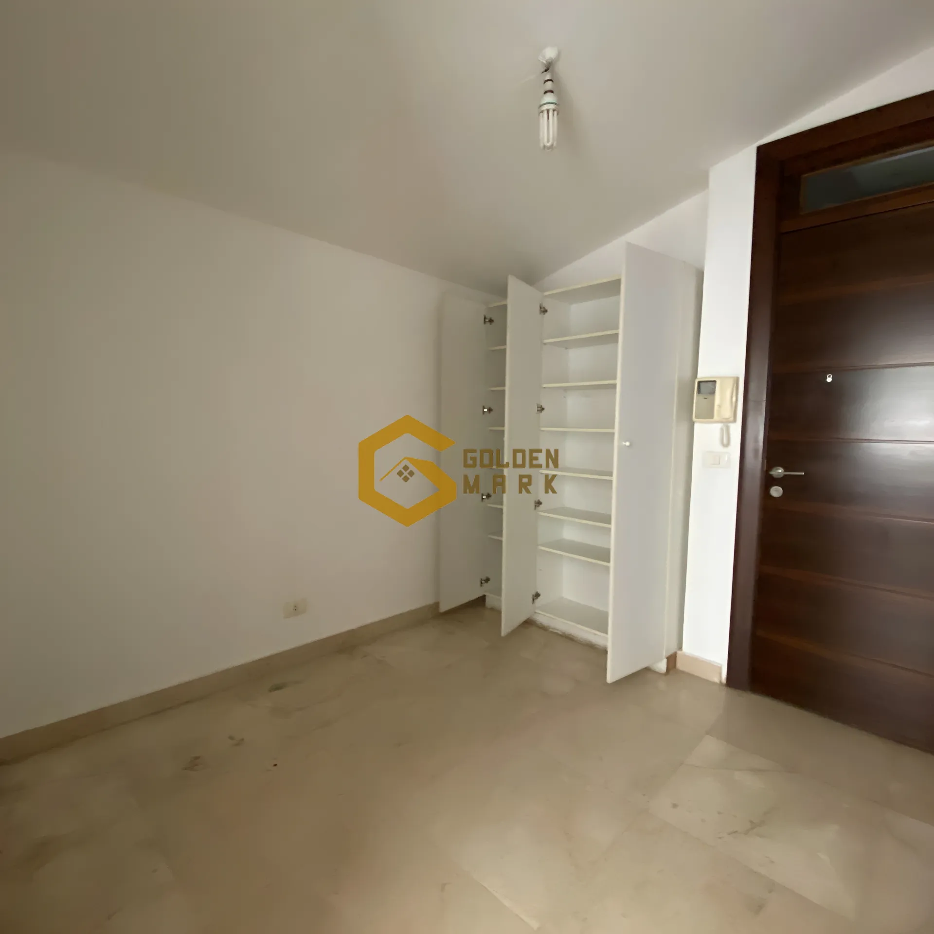Apartment for Sale in Haret Sakher