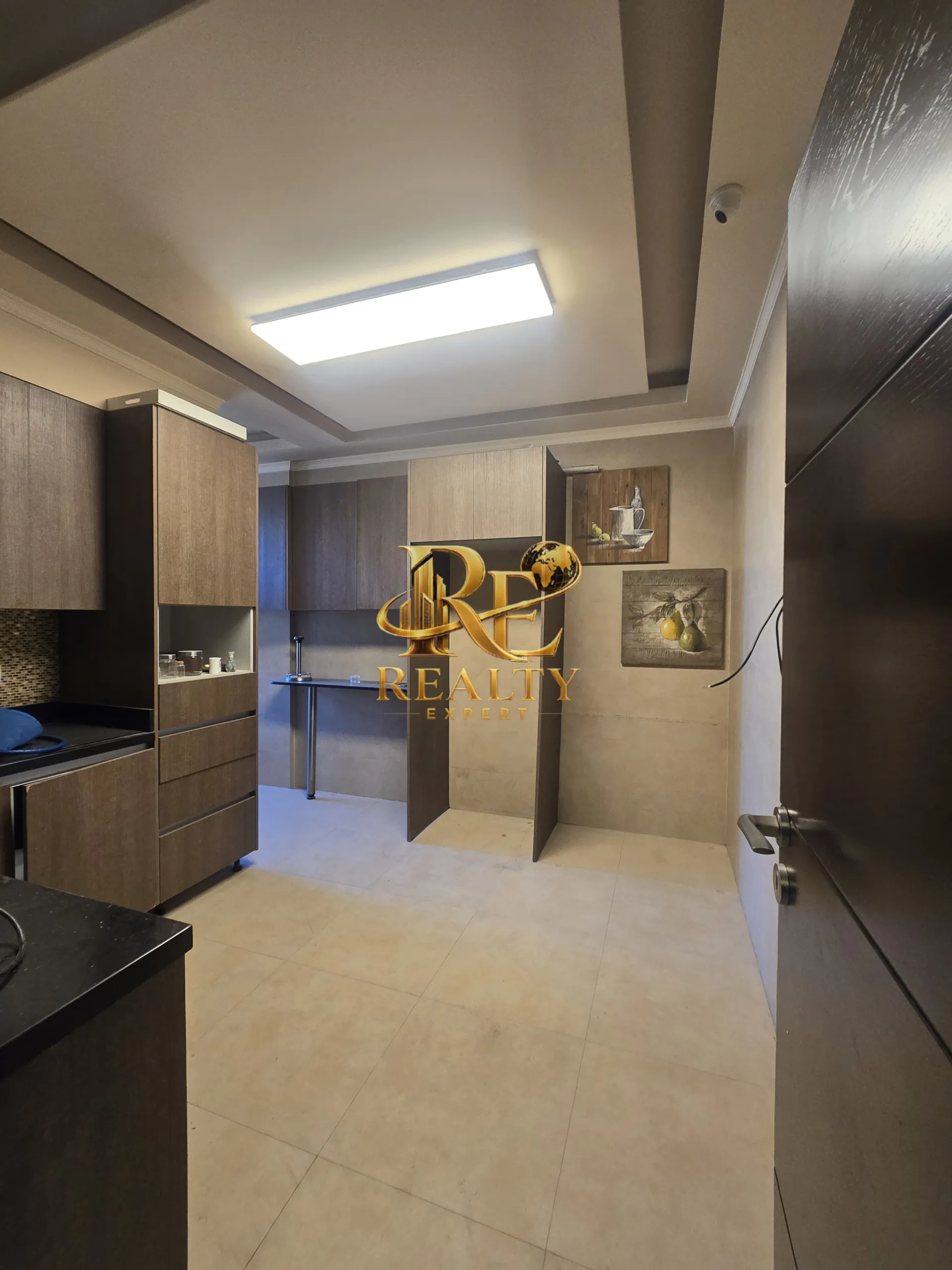 شقة for sale in حدث، لبنان